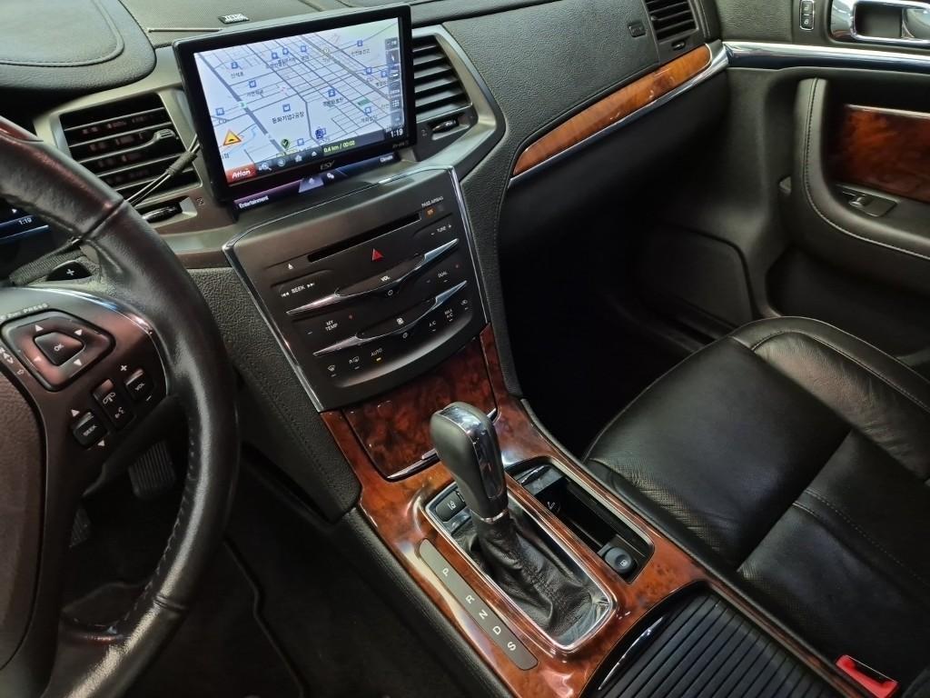 Lincoln MKS - Vista 10