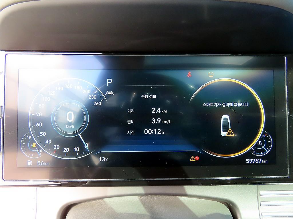 HYUNDAI Grandeur - Vista 9