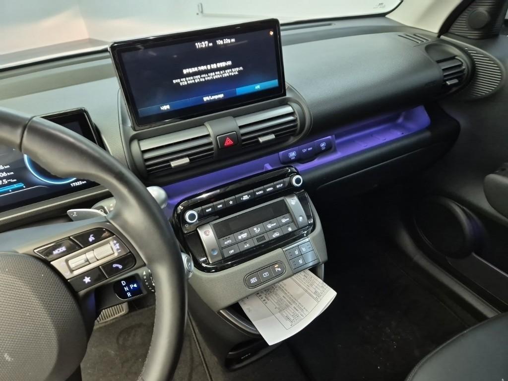 HYUNDAI Casper - Vista 10