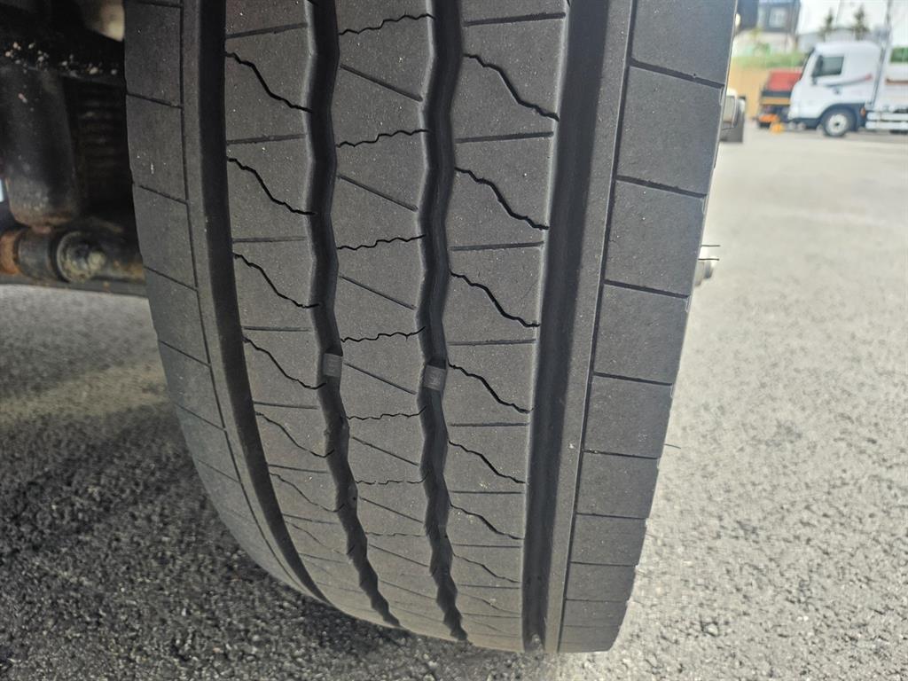 medium and large cargo Cargo 2024 Blanco - Importación desde Corea - HF Imports Iquique - Foto 14