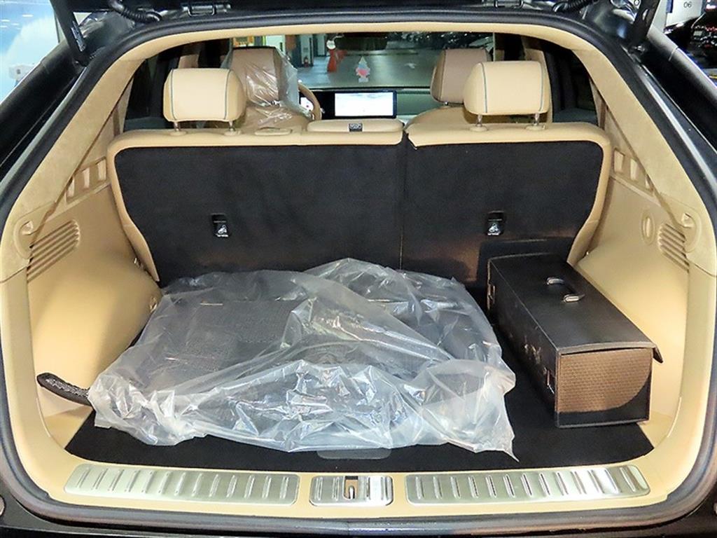 Genesis GV60 2023 Negro - Importación desde Corea - HF Imports Iquique - Foto 16