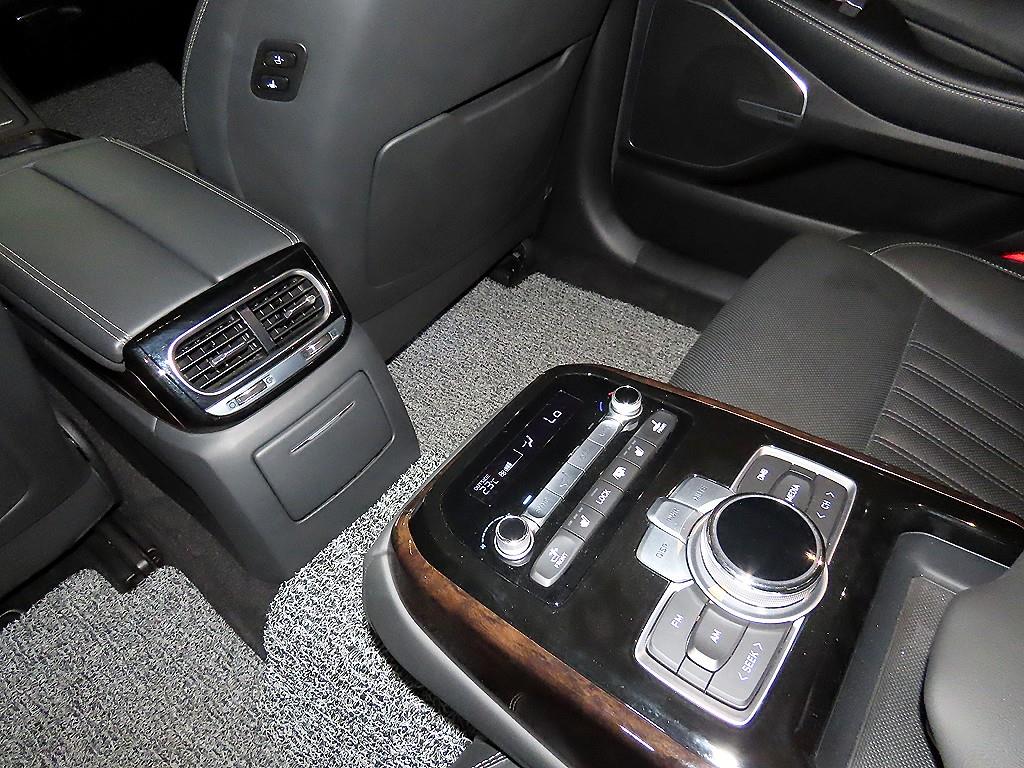 Genesis G90 2019 Negro - Importación desde Corea - HF Imports Iquique - Foto 17