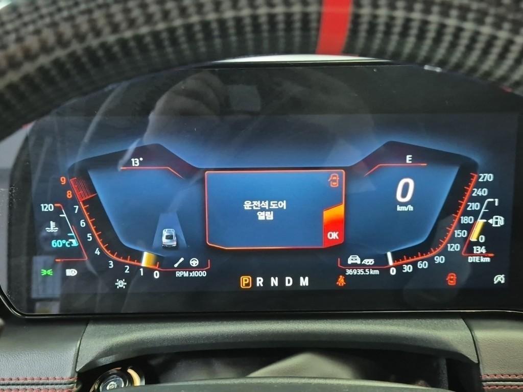 Ford Mustang - Vista 6