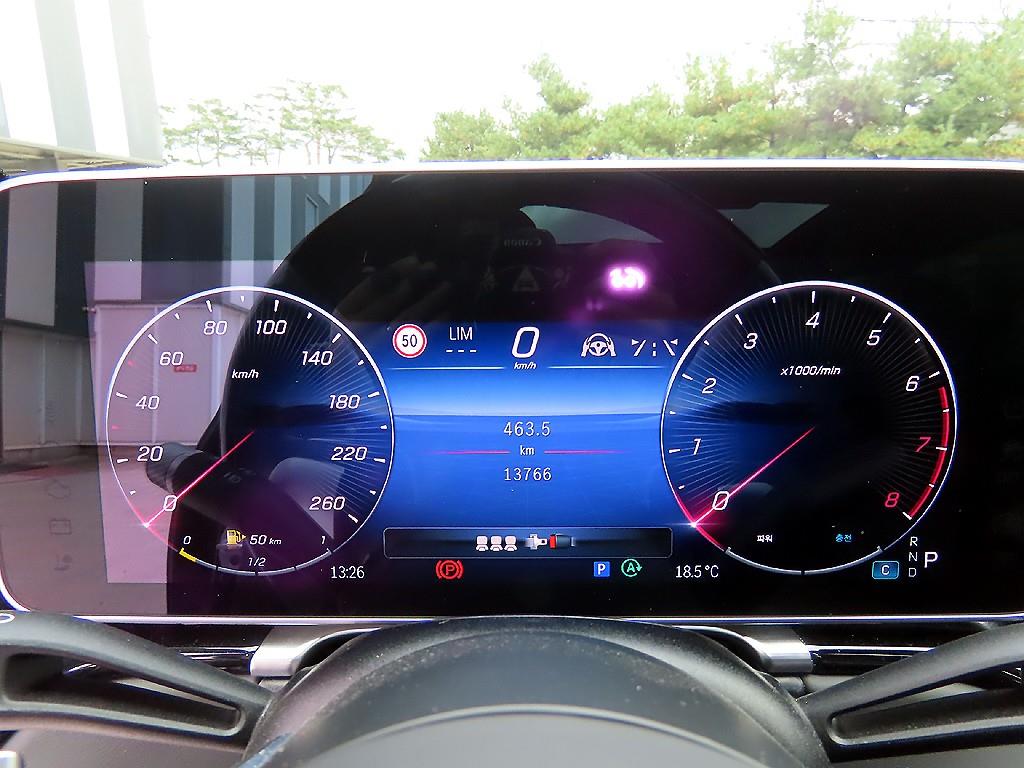 Mercedes Benz S Class - Vista 9