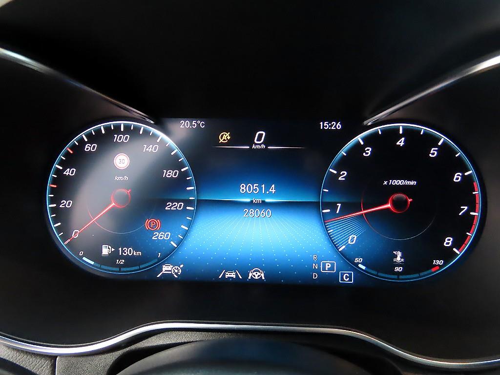 Mercedes Benz GLC Class - Vista 9