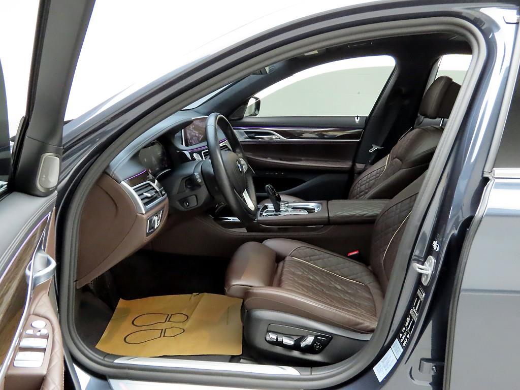 BMW 7 Series - Vista 12