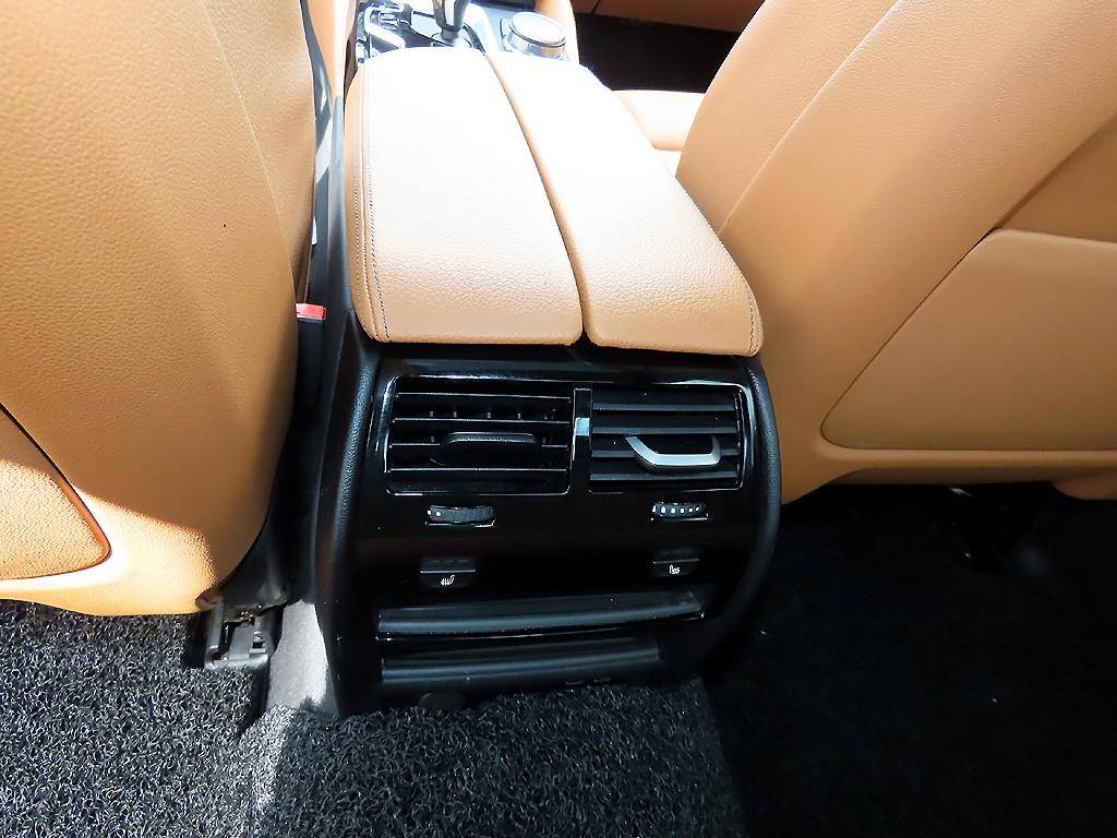 BMW 5 Series 2023 Negro - Importación desde Corea - HF Imports Iquique - Foto 16