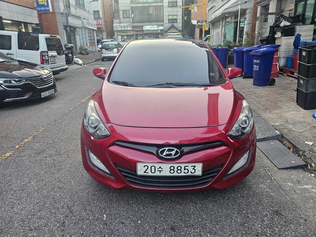 HYUNDAI i30 2014 Rojo - Importación desde Corea - HF Imports Iquique - Foto 1