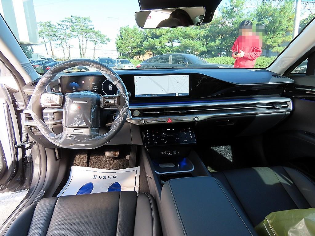 HYUNDAI Grandeur - Vista 7