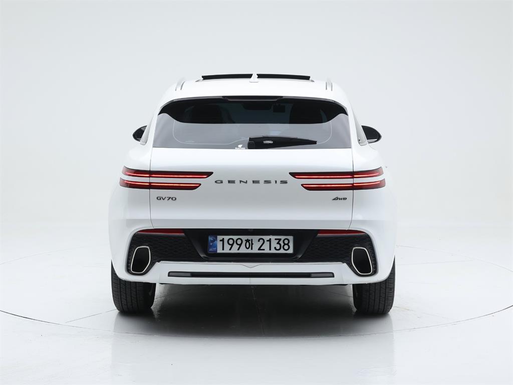 Genesis GV70 - Vista 9