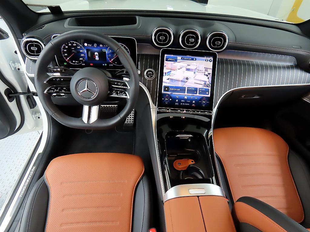 Mercedes Benz GLC Class - Vista 7