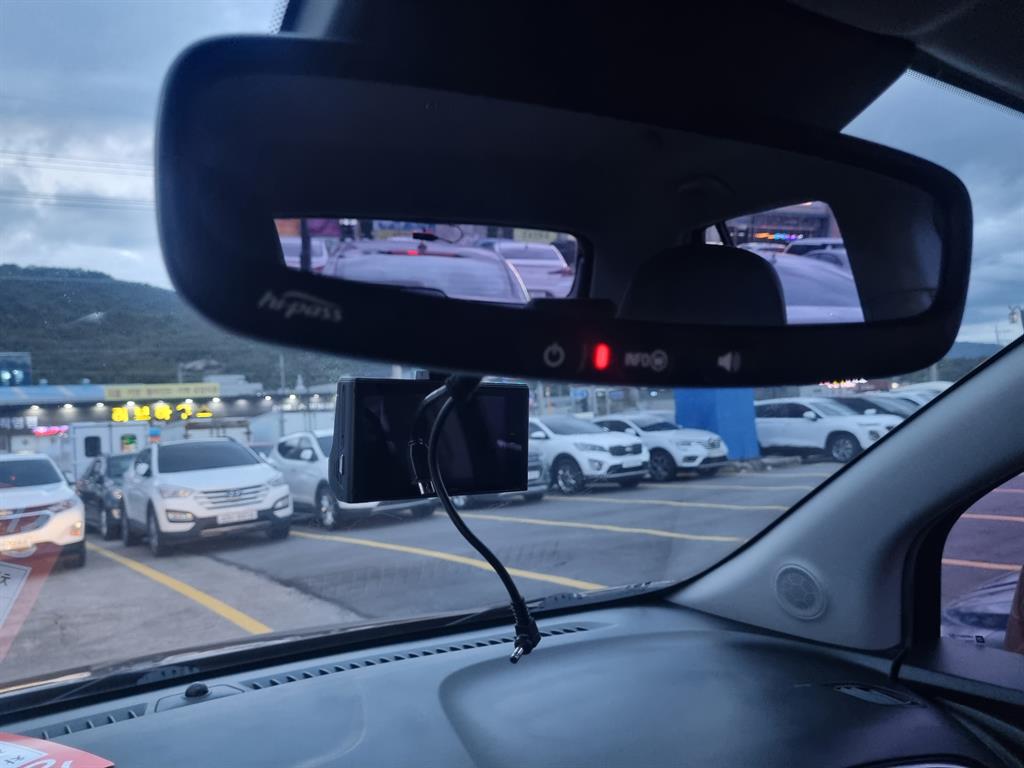 Chevrolet Trax 2017 Café - Importación desde Corea - HF Imports Iquique - Foto 15