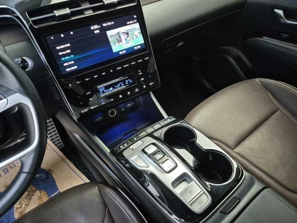 HYUNDAI Tucson - Vista 10