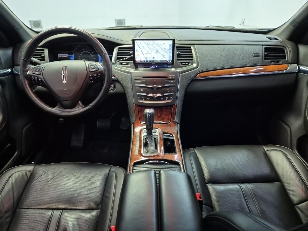 Lincoln MKS - Vista 7