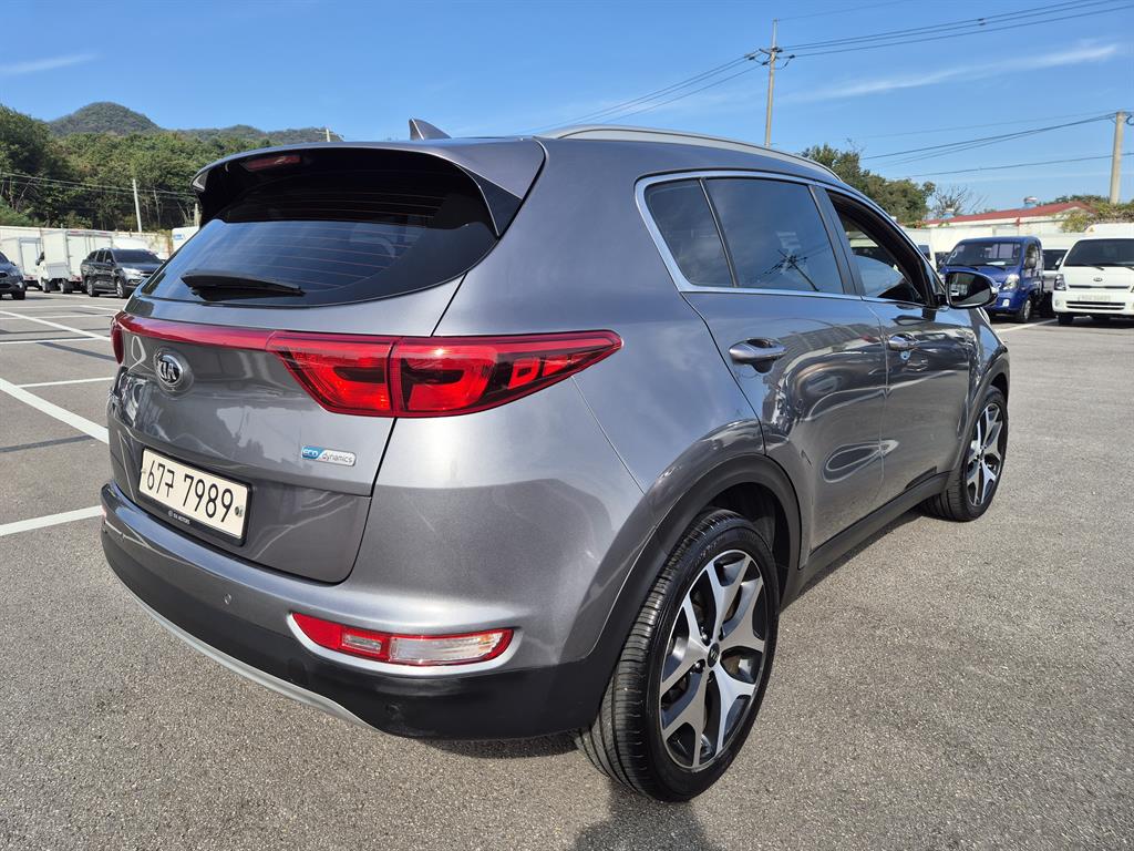 KIA Sportage - Vista 4