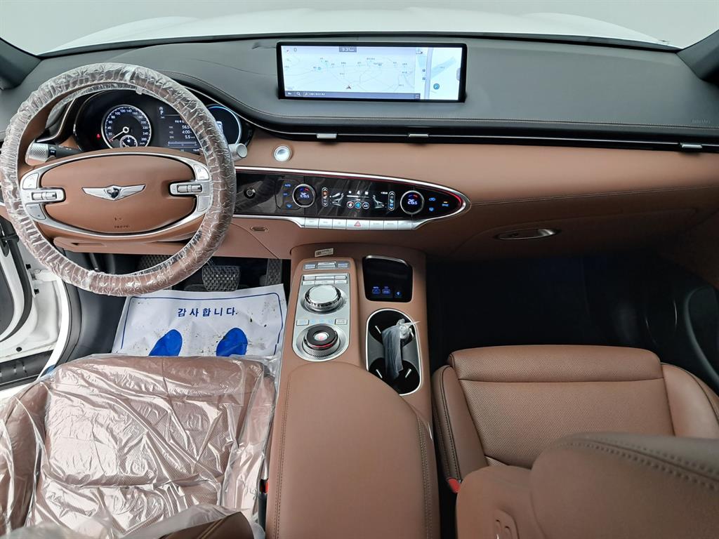 Genesis GV70 - Vista 11