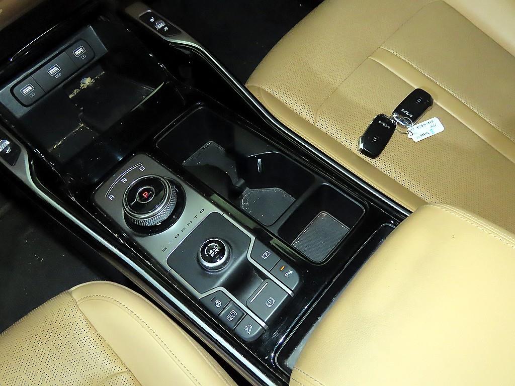 KIA Sorento - Vista 12