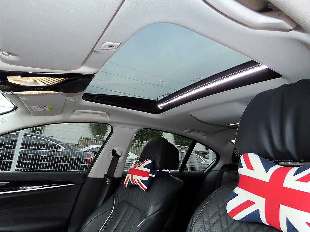 BMW 5 Series 2021 - Importación desde Corea - HF Imports Iquique - Foto 17