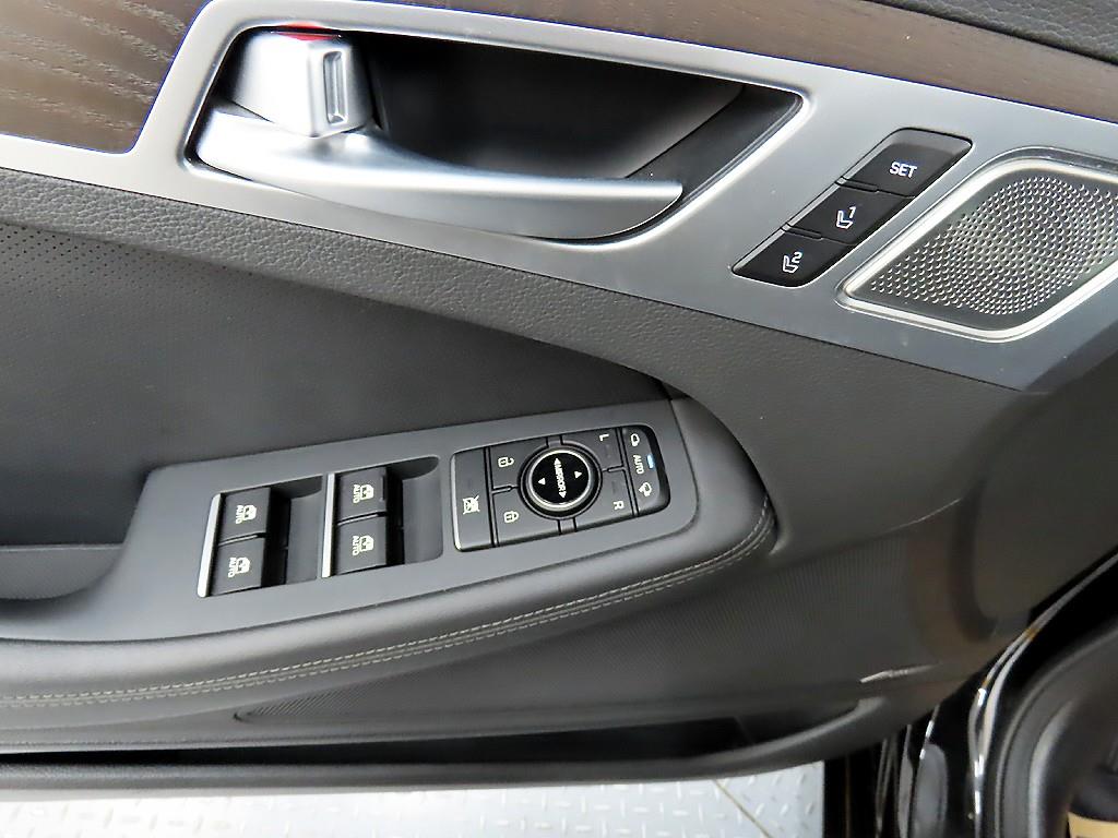 Genesis G80 - Vista 11