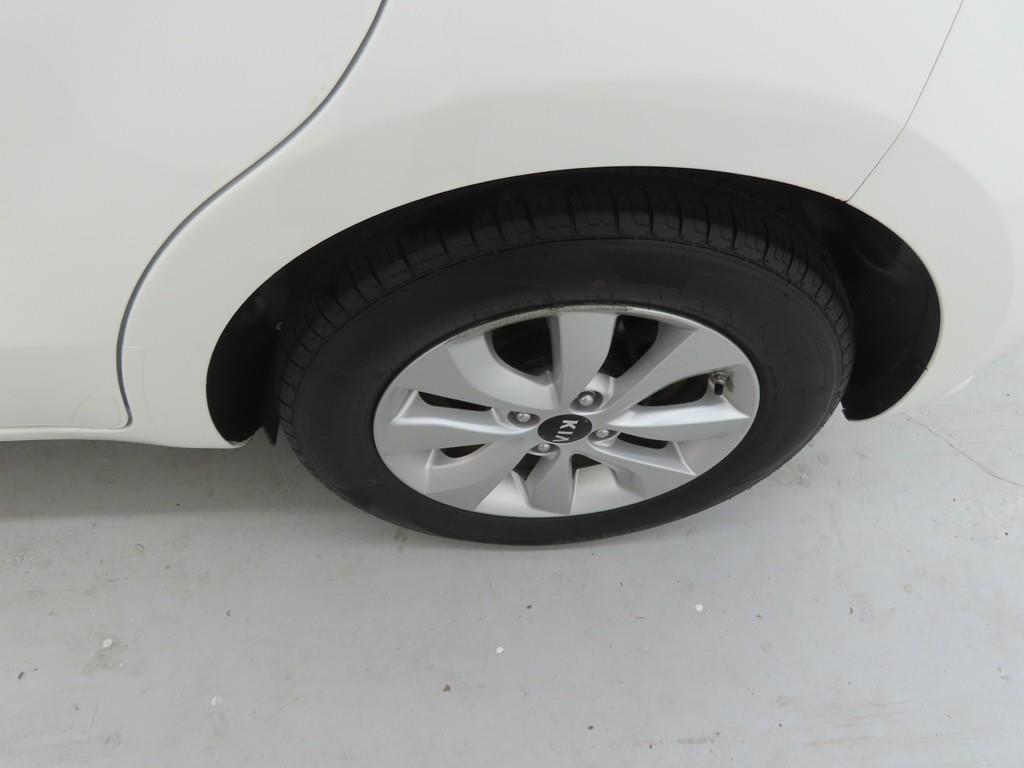 KIA Pride 2016 Blanco - Importación desde Corea - HF Imports Iquique - Foto 19