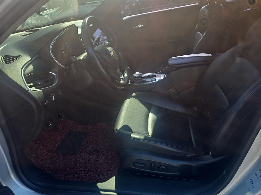 Chevrolet Malibu - Vista 9