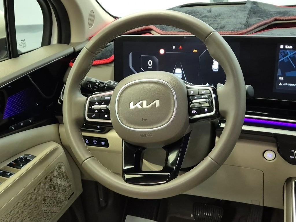 KIA Carnival - Vista 7