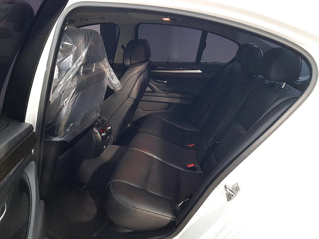 BMW 5 Series - Vista 9