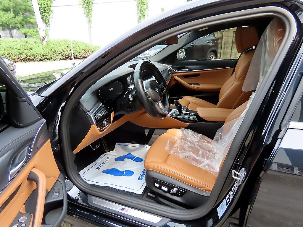 BMW 5 Series - Vista 5