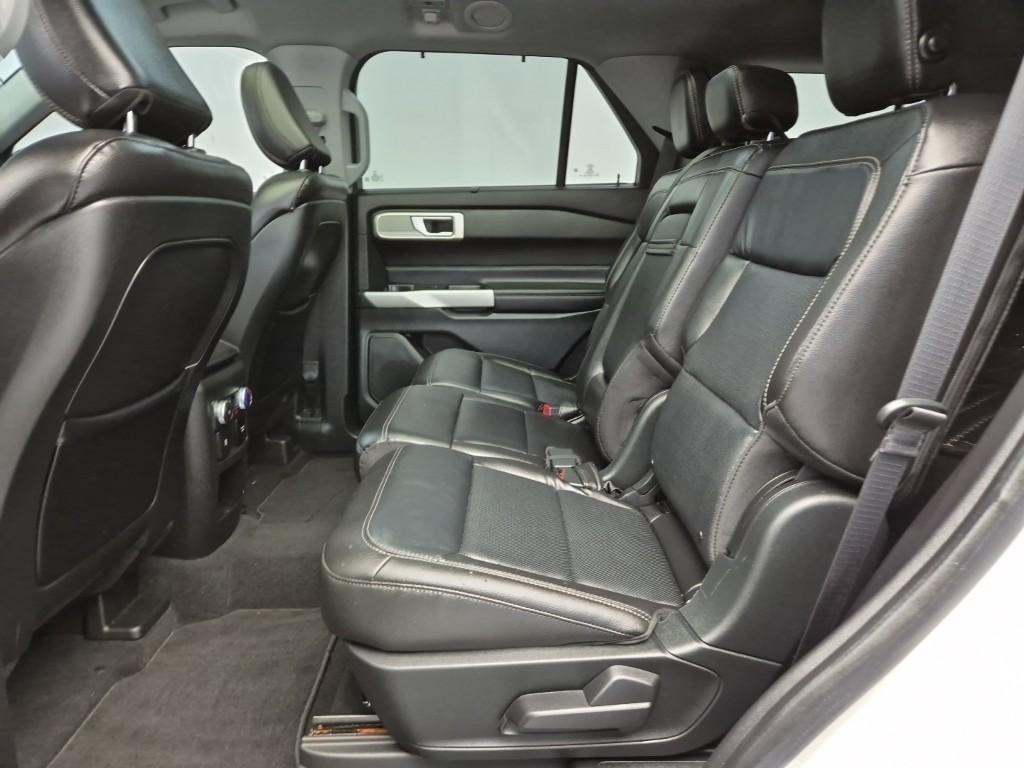 Ford Explorer - Vista 9