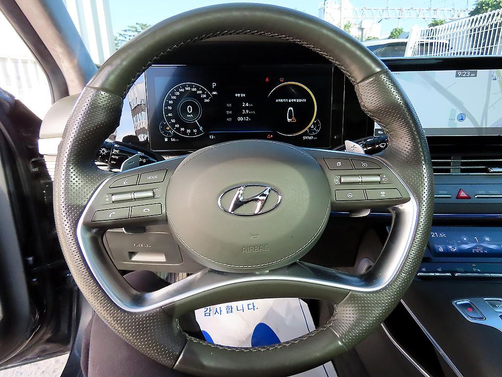 HYUNDAI Grandeur - Vista 8