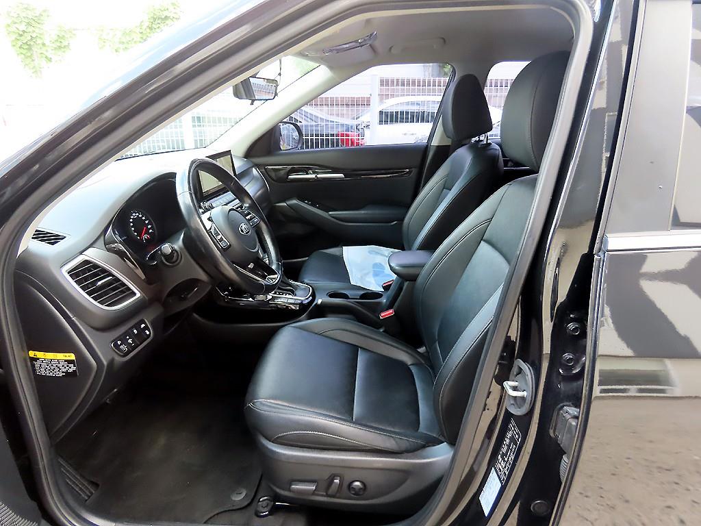 KIA Seltos - Vista 5