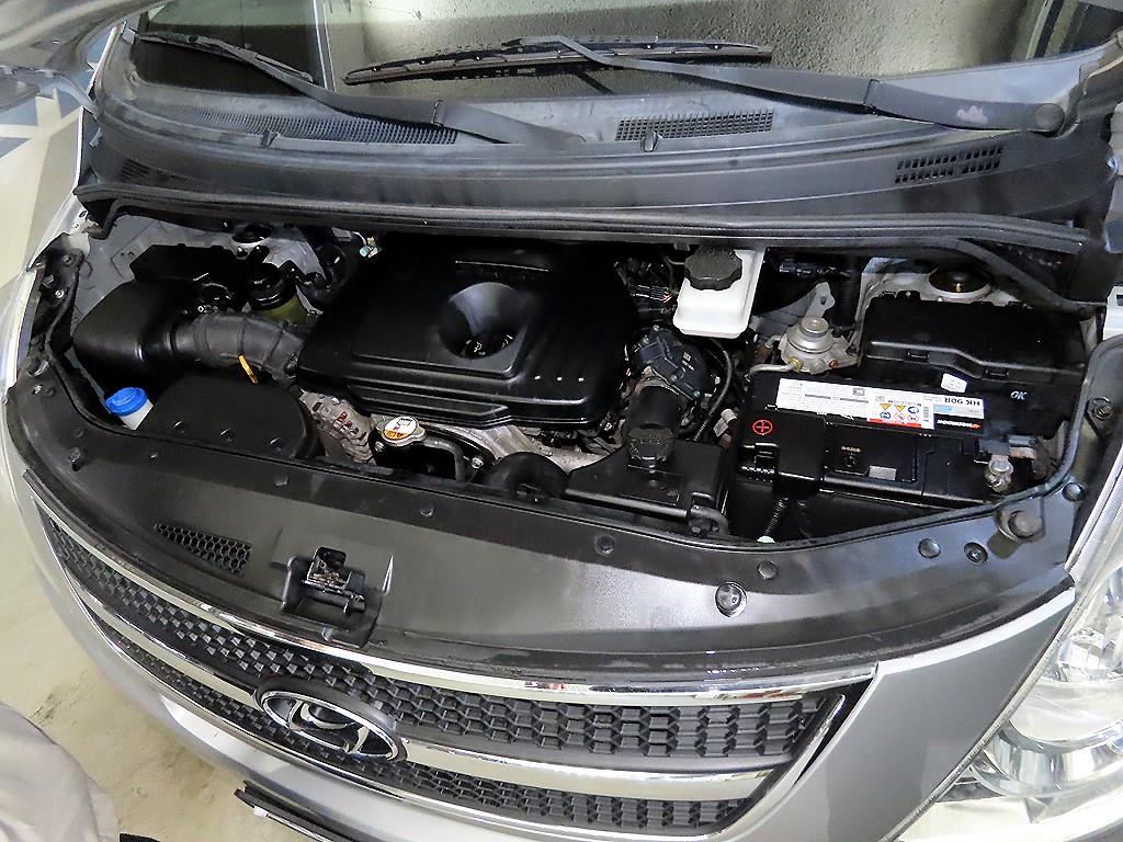 HYUNDAI Starex 2015 Gris - Importación desde Corea - HF Imports Iquique - Foto 17