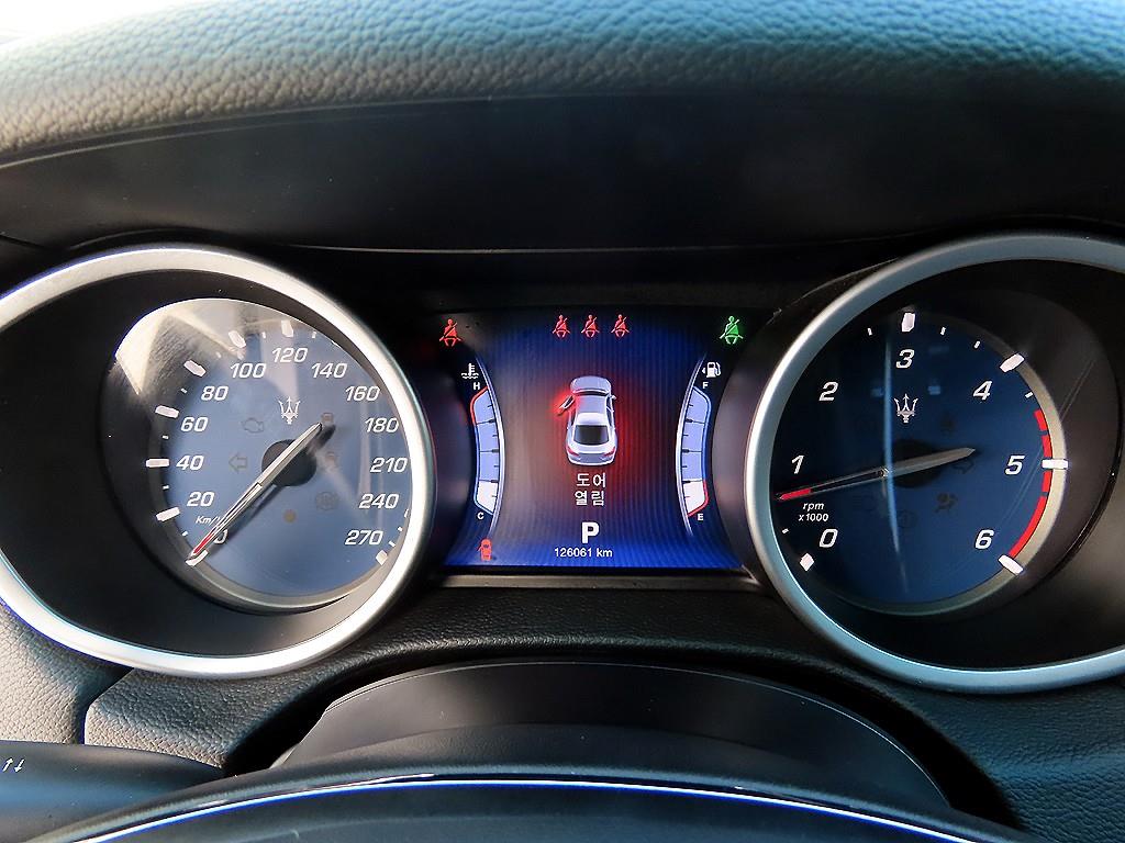 Maserati Ghibli - Vista 9