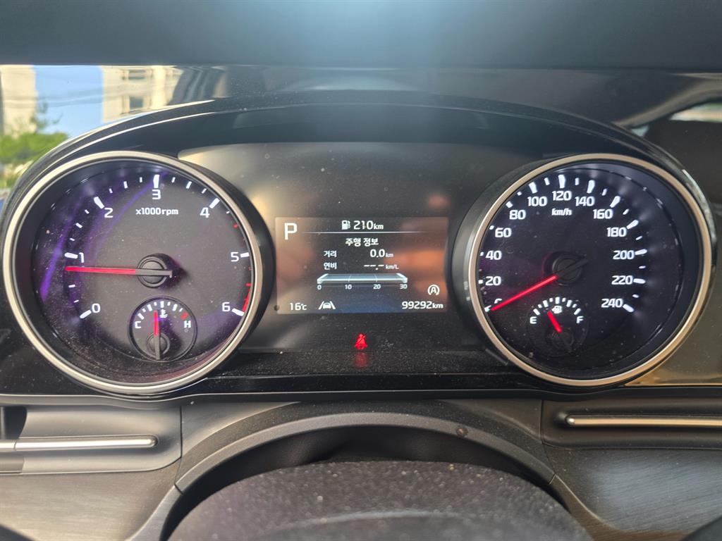 KIA Carnival - Vista 7