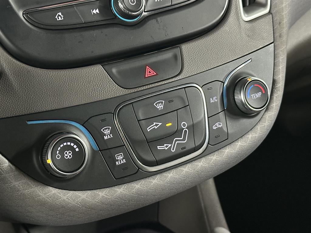 Chevrolet Malibu - Vista 11