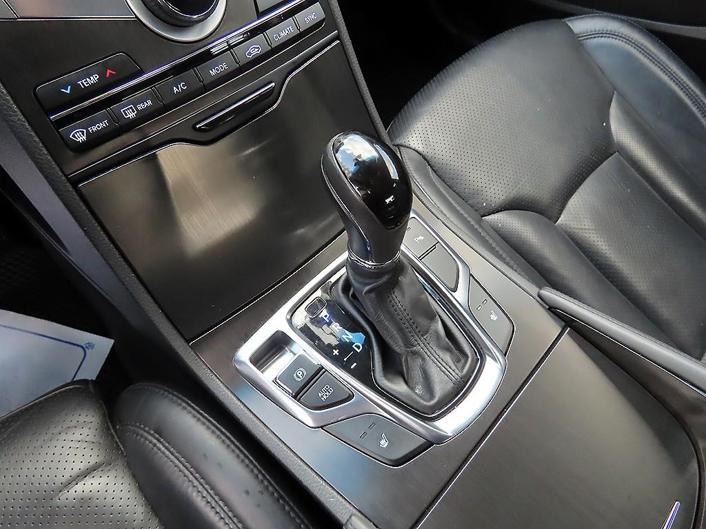 HYUNDAI Grandeur - Vista 10