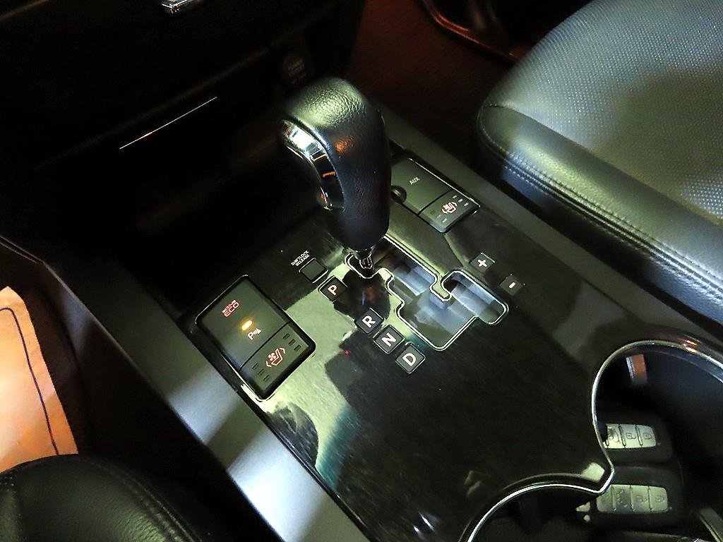 KIA Mohave - Vista 12