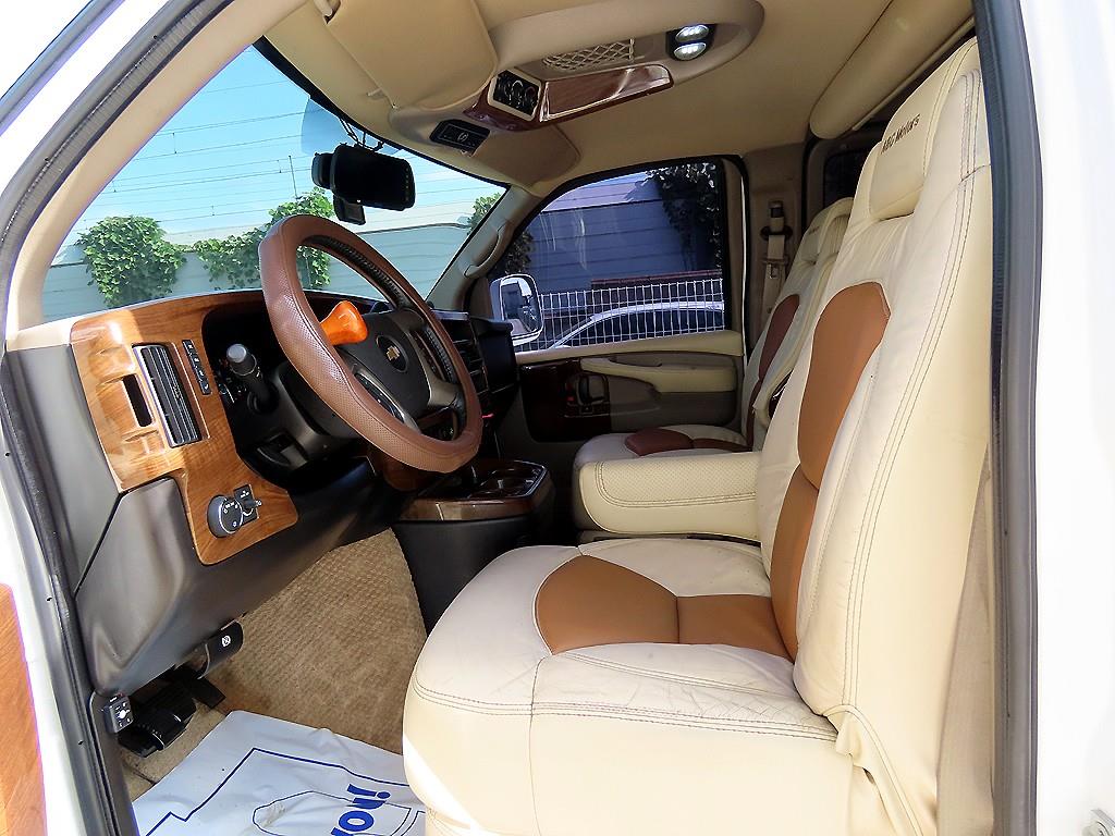 Chevrolet Express van - Vista 5