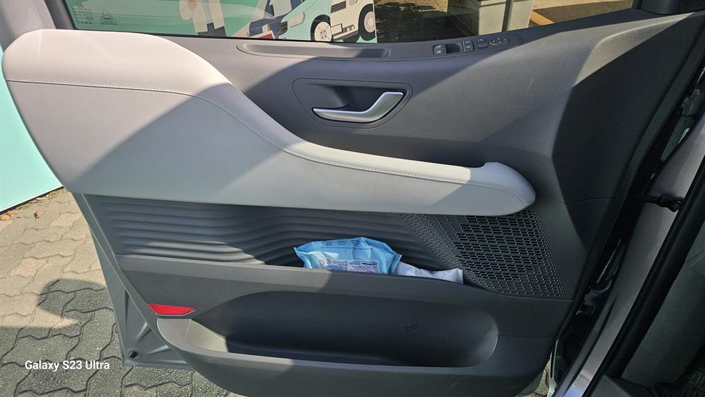 HYUNDAI Staria 2025 Gris - Importación desde Corea - HF Imports Iquique - Foto 17