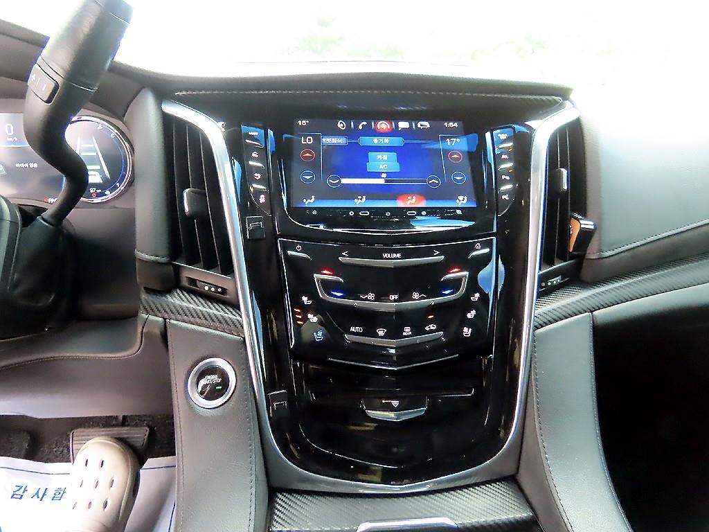 Cadillac Escalade 2018 Negro - Importación desde Corea - HF Imports Iquique - Foto 13