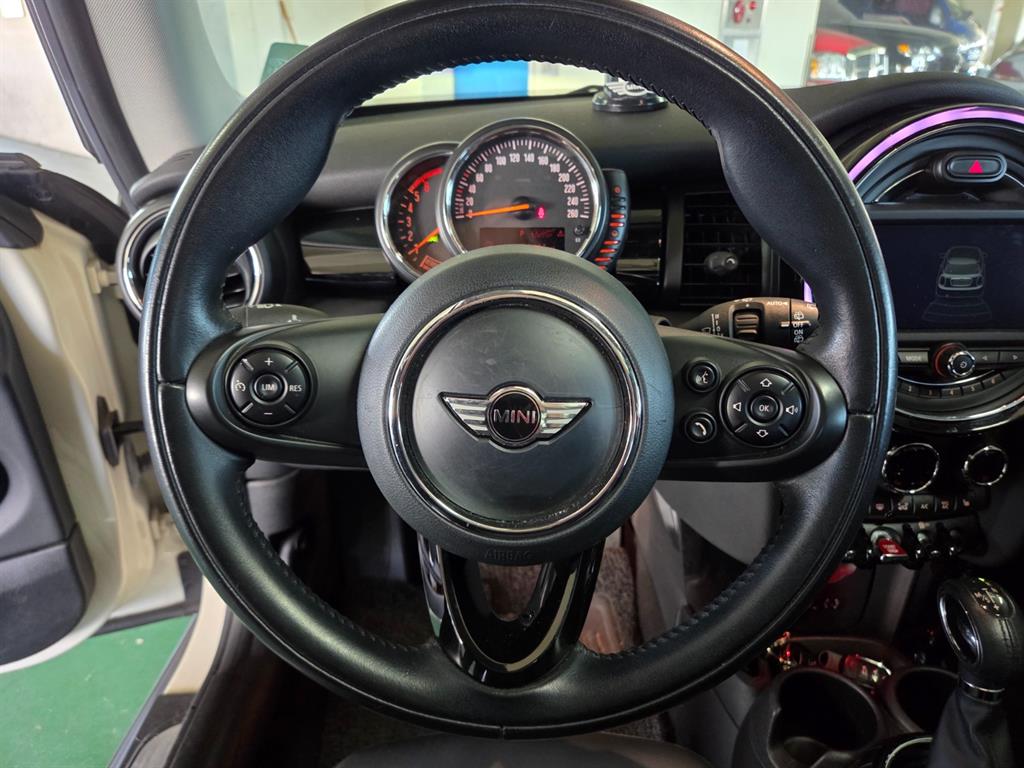 Mini Cooper - Vista 9