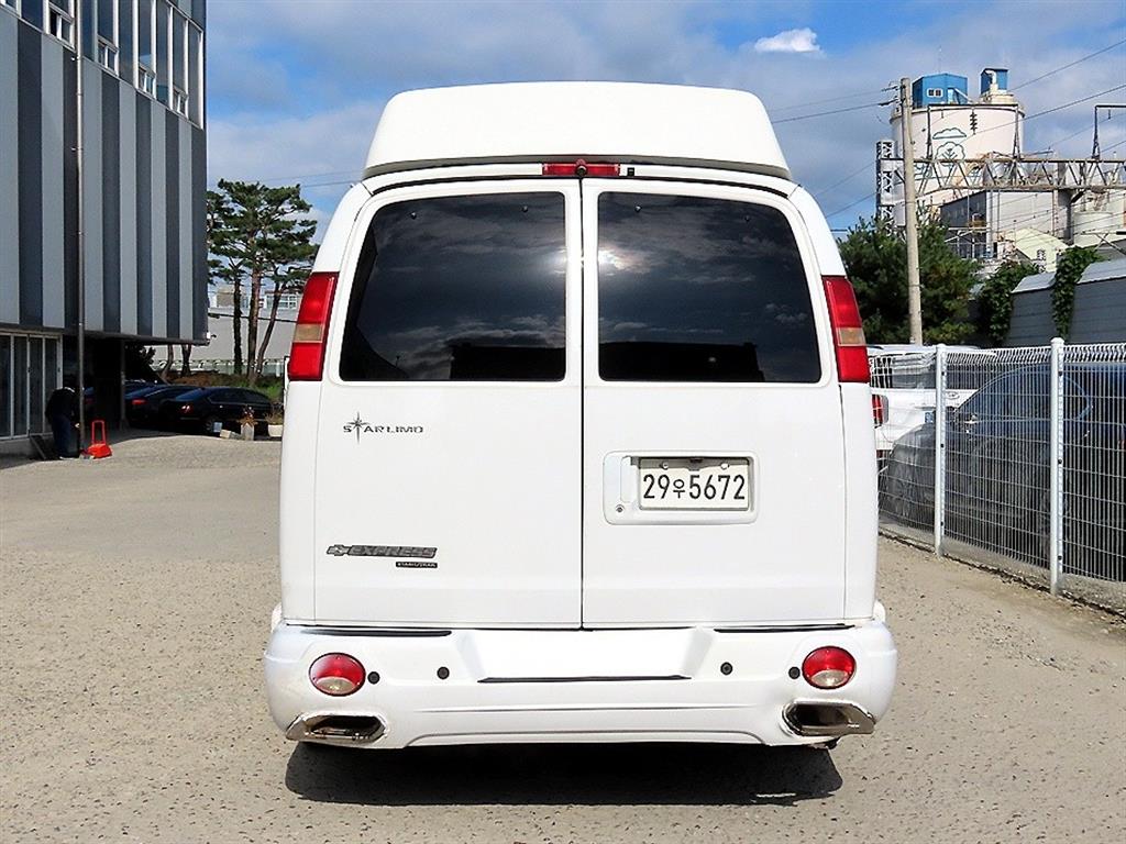 Chevrolet Express van - Vista 4