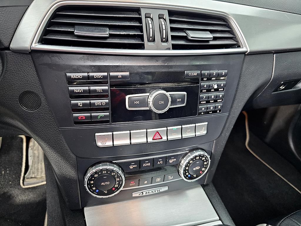 Mercedes Benz C Class 2014 Blanco - Importación desde Corea - HF Imports Iquique - Foto 14