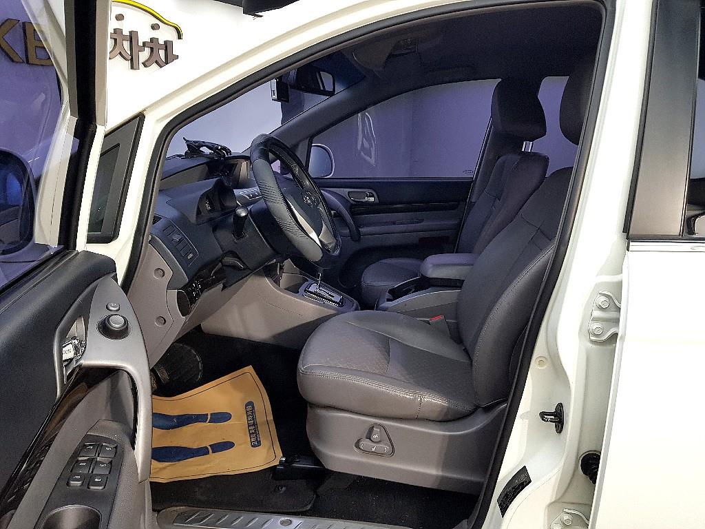 Ssangyong Korando - Vista 8