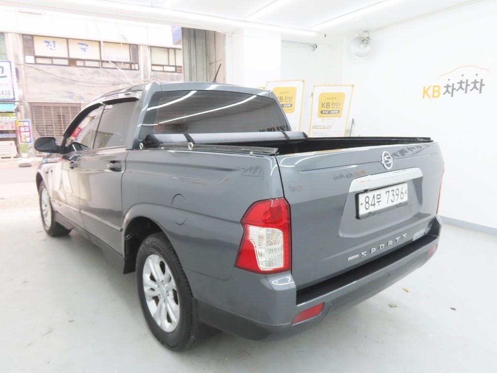 Ssangyong Korando - Vista 4