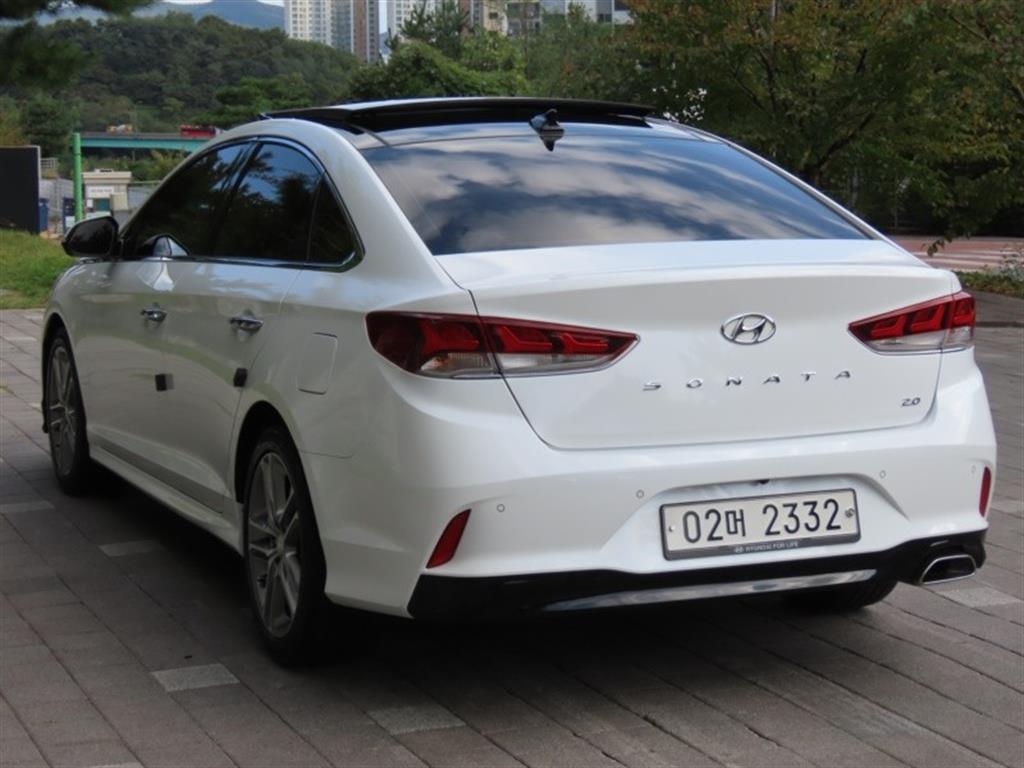 HYUNDAI Sonata - Vista 7