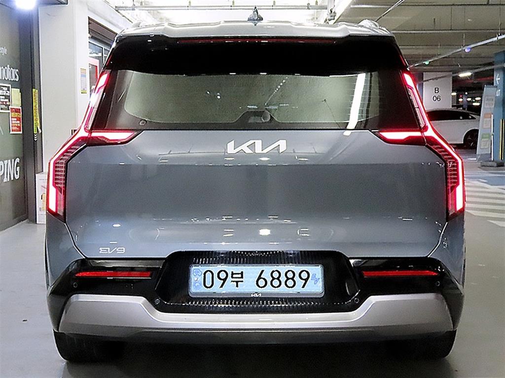 KIA EV9 - Vista 5