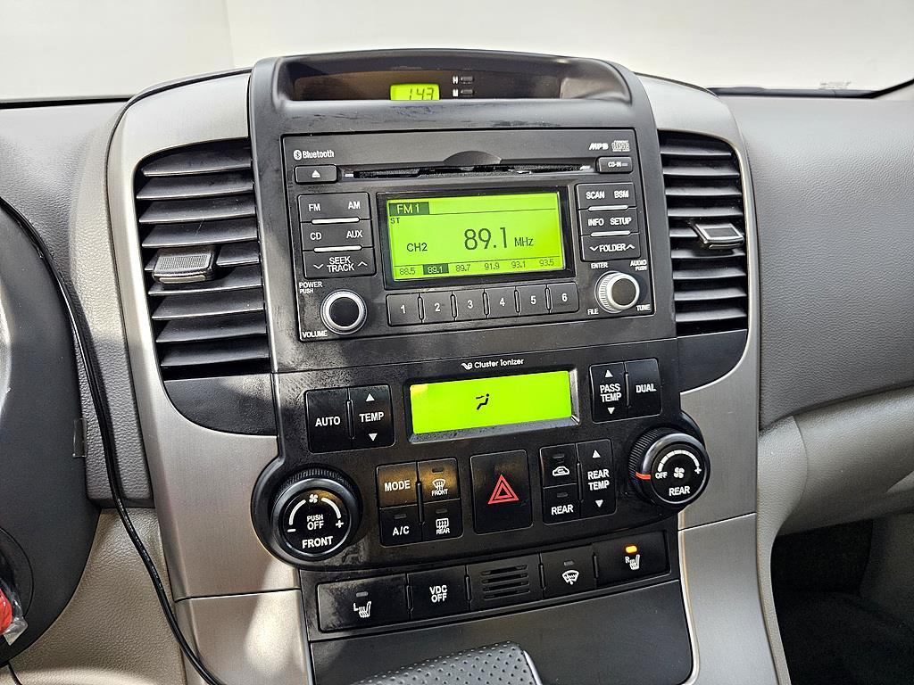 KIA Carnival 2011 Plateado - Importación desde Corea - HF Imports Iquique - Foto 13