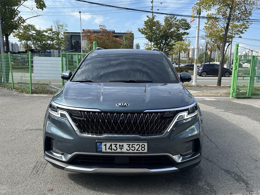 KIA Carnival - Vista 2