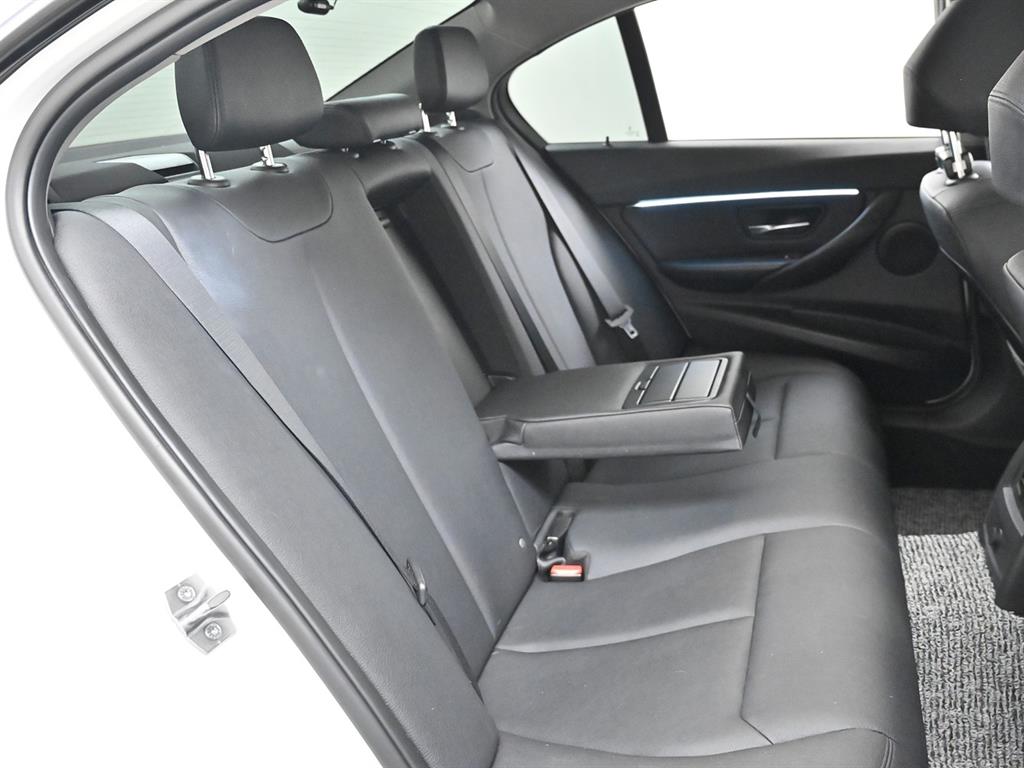 BMW 3 series - Vista 10